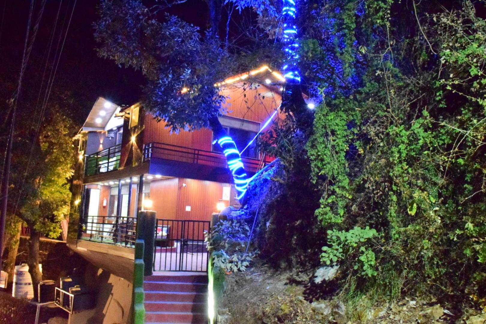 Rudhraksh Villa 4Br- Perfect Vacay Villa Мусори Екстериор снимка
