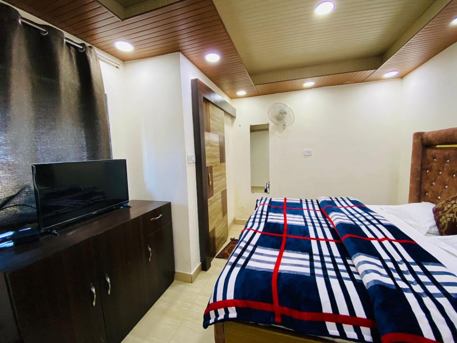 Rudhraksh Villa 4Br- Perfect Vacay Villa Мусори Екстериор снимка